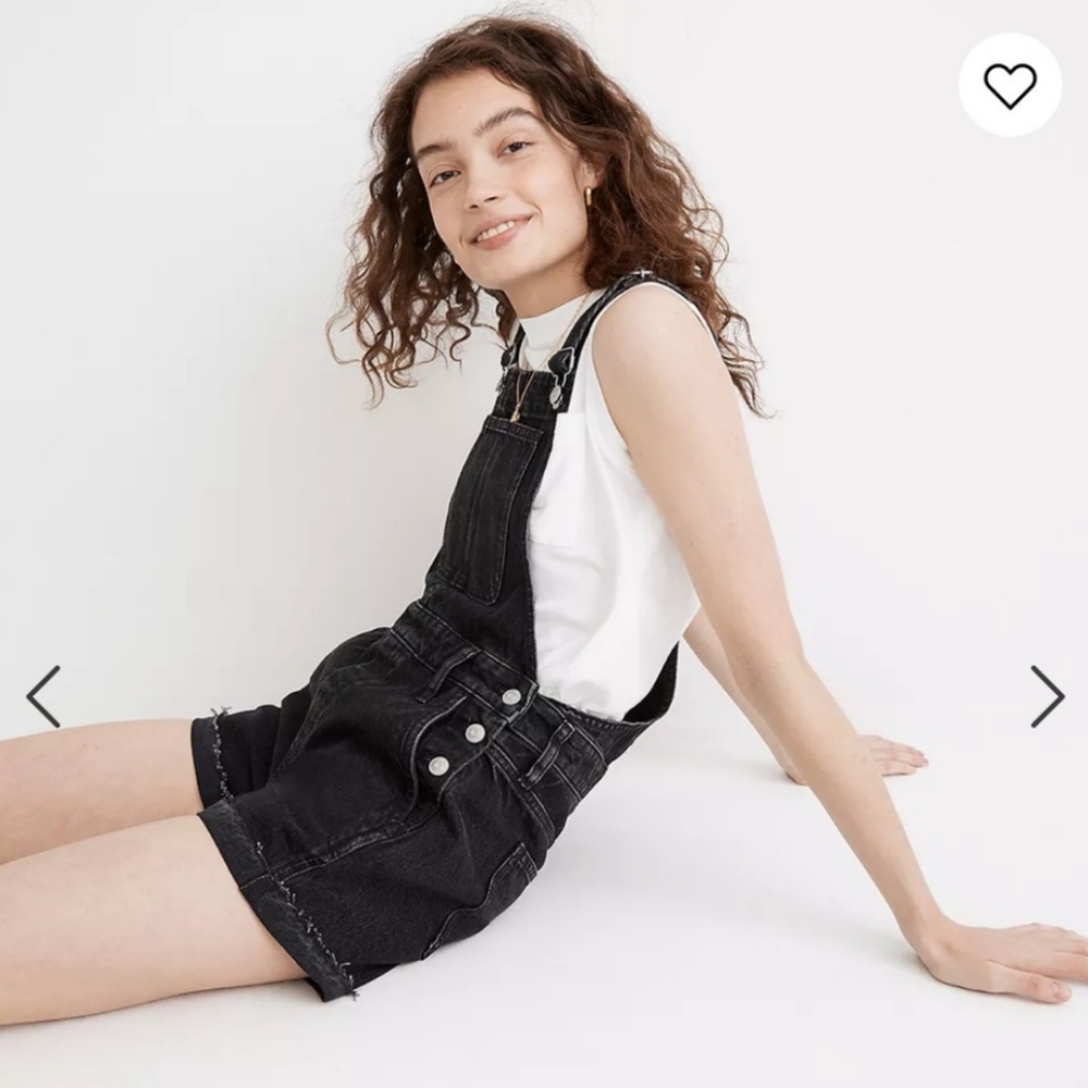 Madewell Adirondack Short Overalls in Lunar Wash, size small, black denim